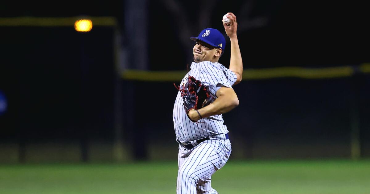 No. 2 St. John Bosco beats No. 1 Orange Lutheran