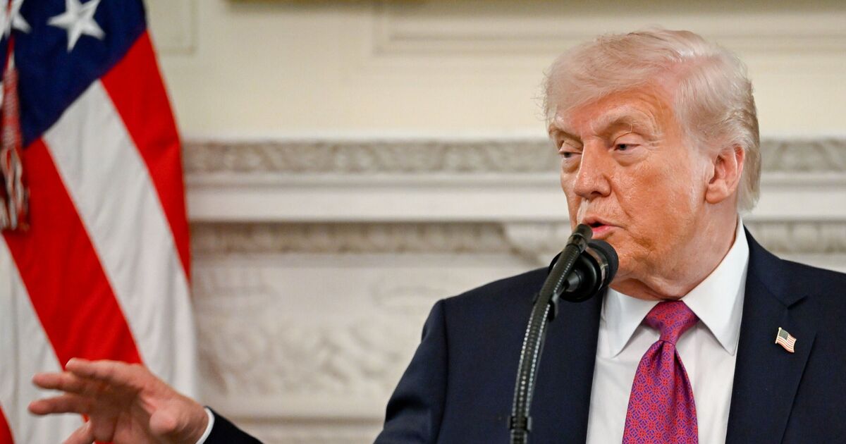 Trump waits for response from 'disfigured' supreme | Political News