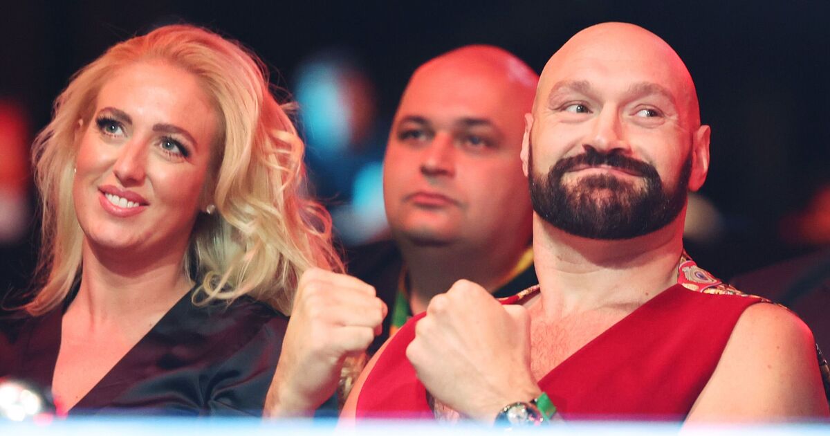 Tyson Fury quit UK and moved family into mansion | Boxing News