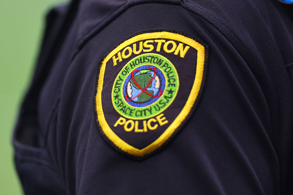 Update: Houston Cop Ashley Gonzalez Officially | Gossip Wire