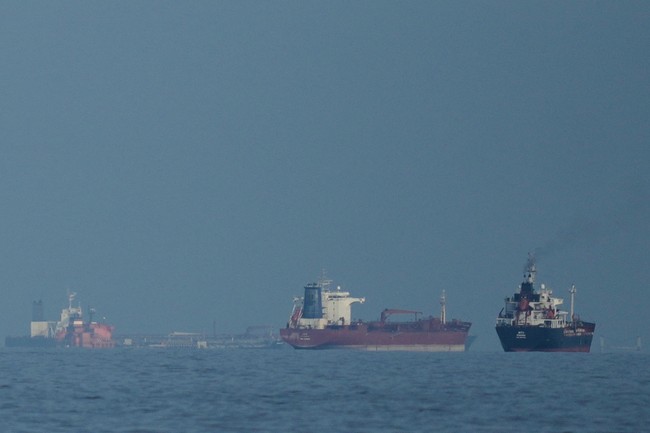 Video of US Boarding Iranian Ship