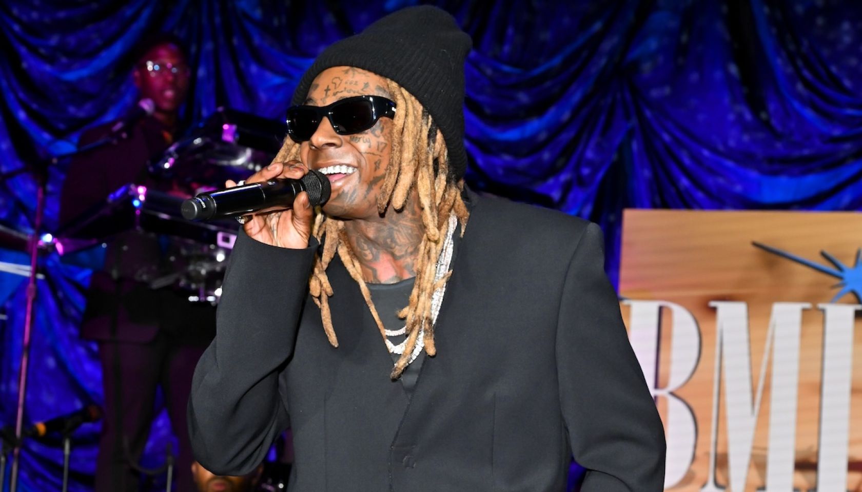 Weezy Or ‘Whiny?’ Lil Wayne Complains He’s | Gossip Wire