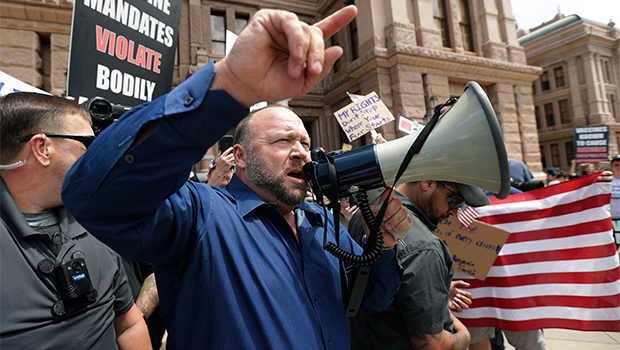 Alex Jones: 5 Things About the ‘Infowars’ Creator | Gossip Wire