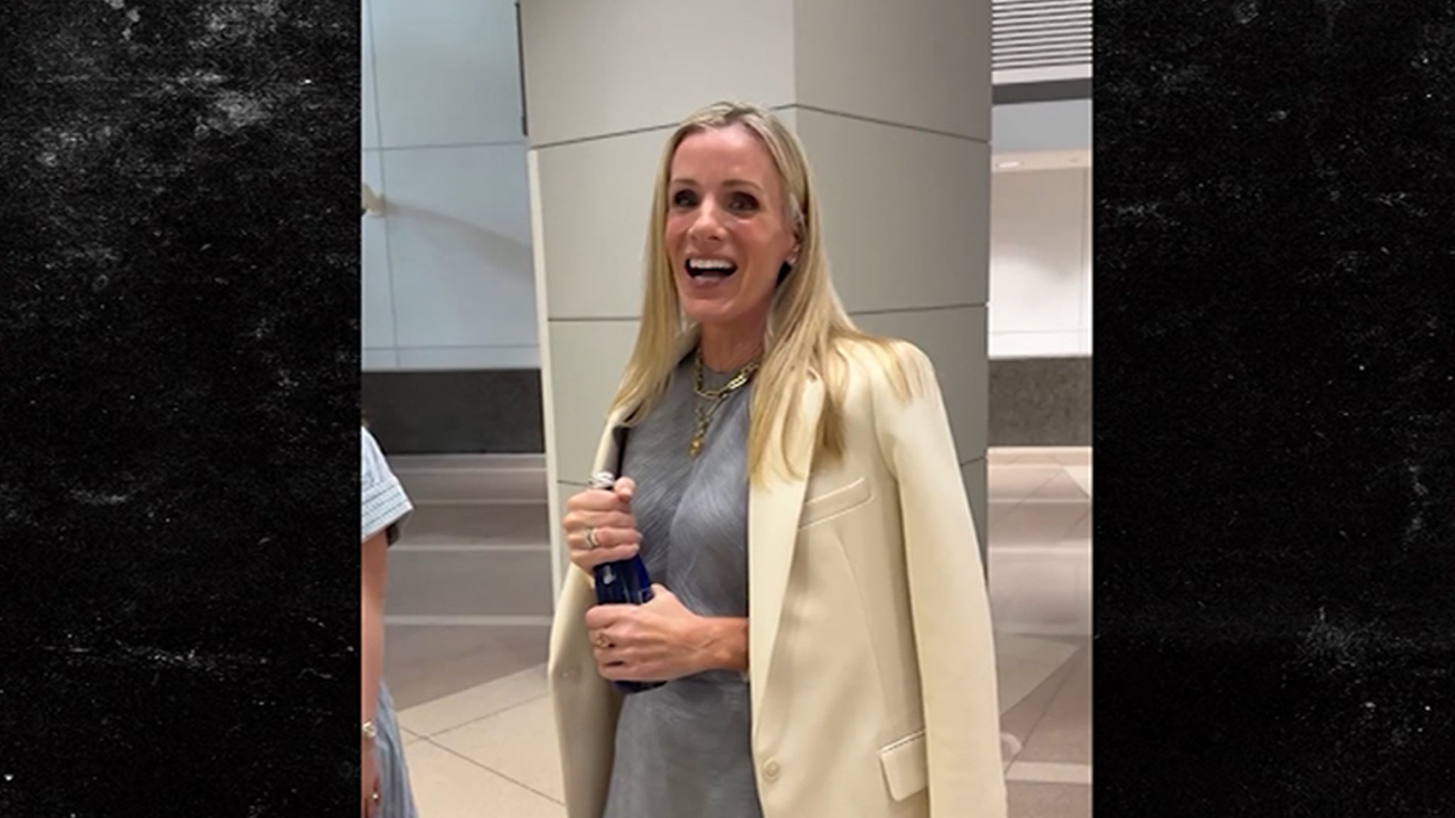 Coldplay Kiss-Cam Couple's Kristin Cabot Says