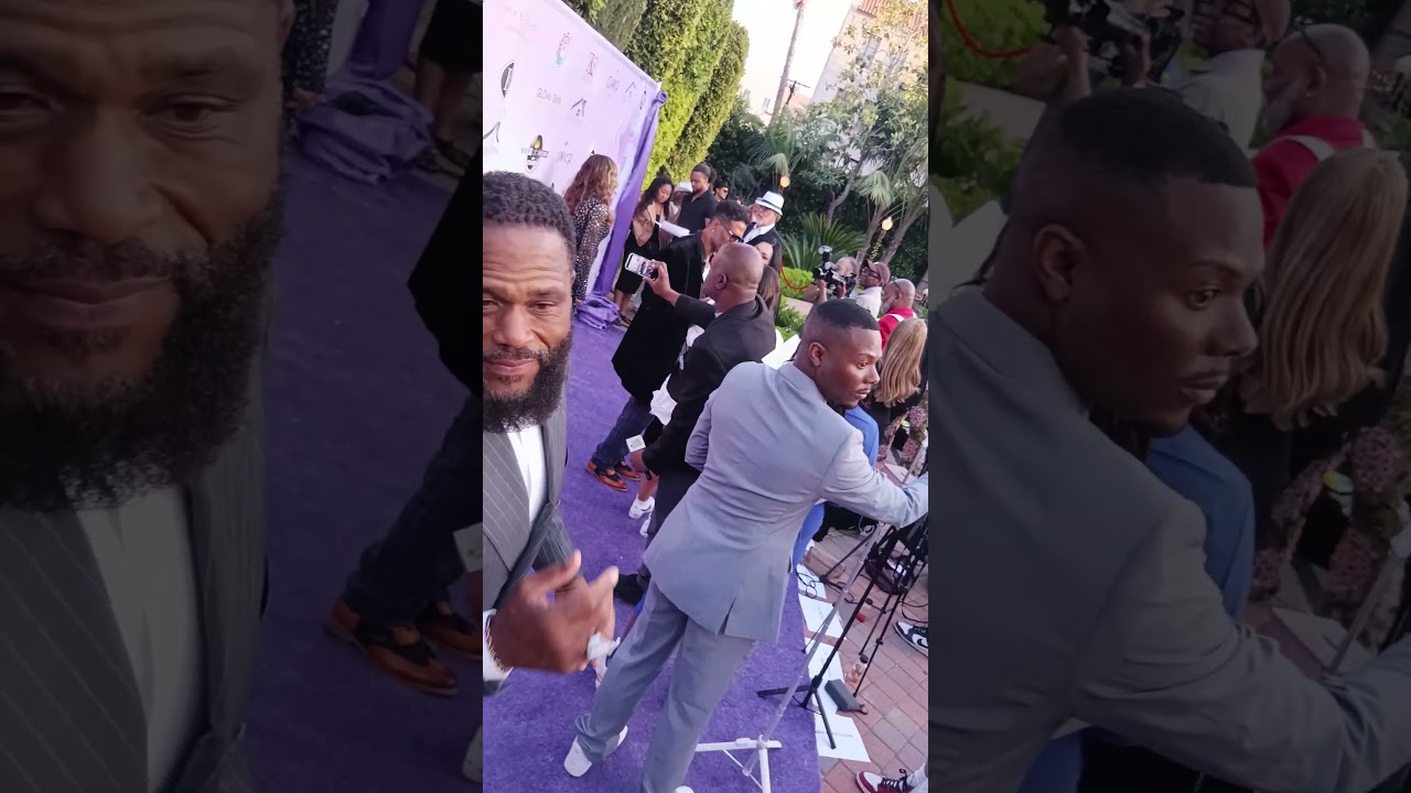 Comedian Anthony Anderson admits he's mental.