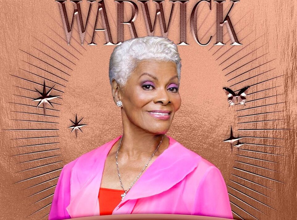 Dionne Warwick Presents Visionary Award To Teyana | Gossip Wire News