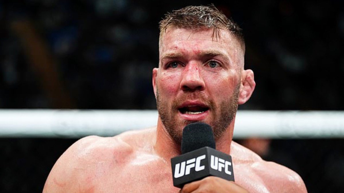 Dricus Du Plessis reveals the best fighter