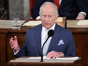 Fox News halted as viewers accuse King Charles of | Latest US News
