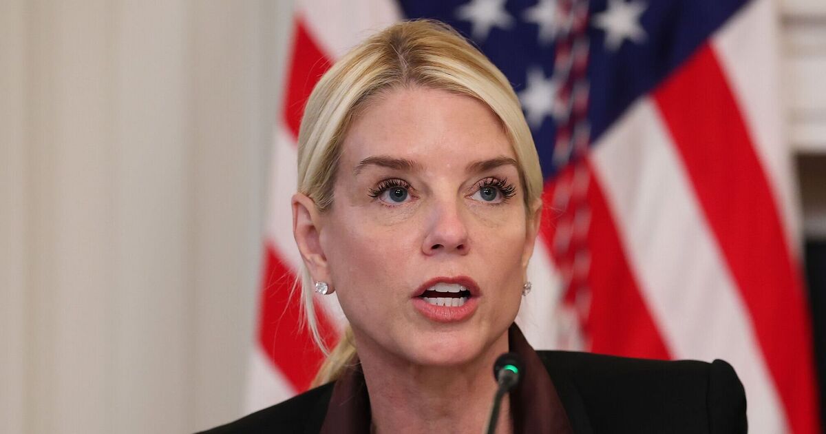 Fox News host reveals real reason Pam Bondi was | TV Shows