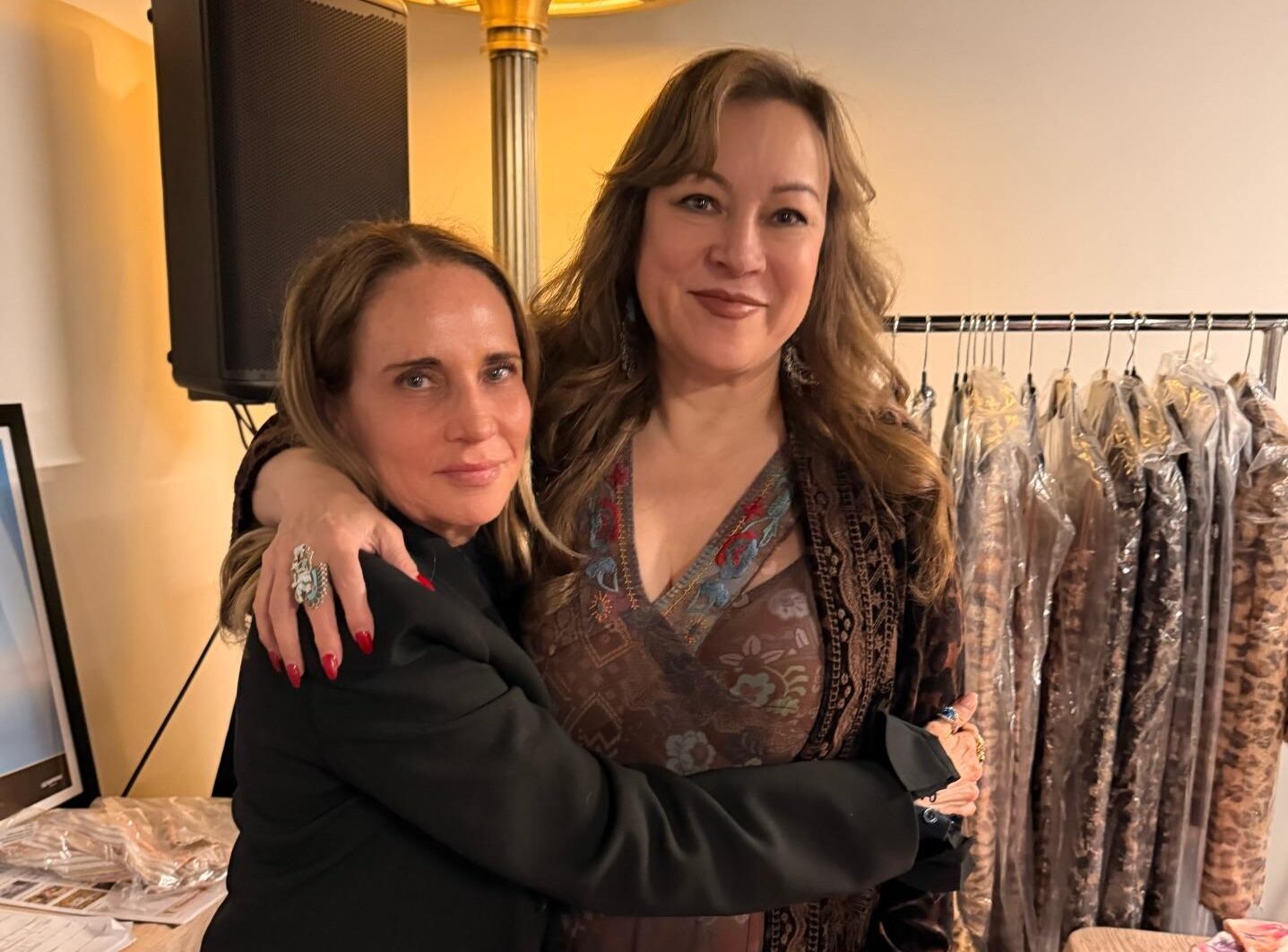 Jennifer Tilly Shows Off Glamorous Leopard Coat | Gossip Wire News