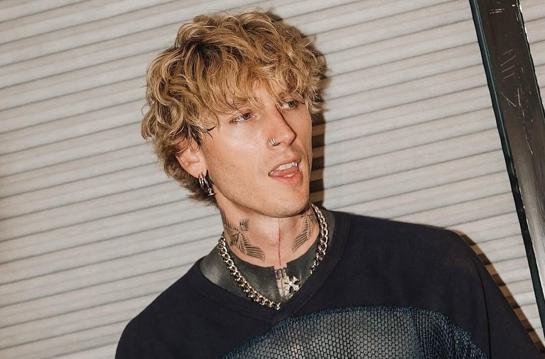 Machine Gun Kelly Thanks Sydney Sweeney For | Gossip Wire News