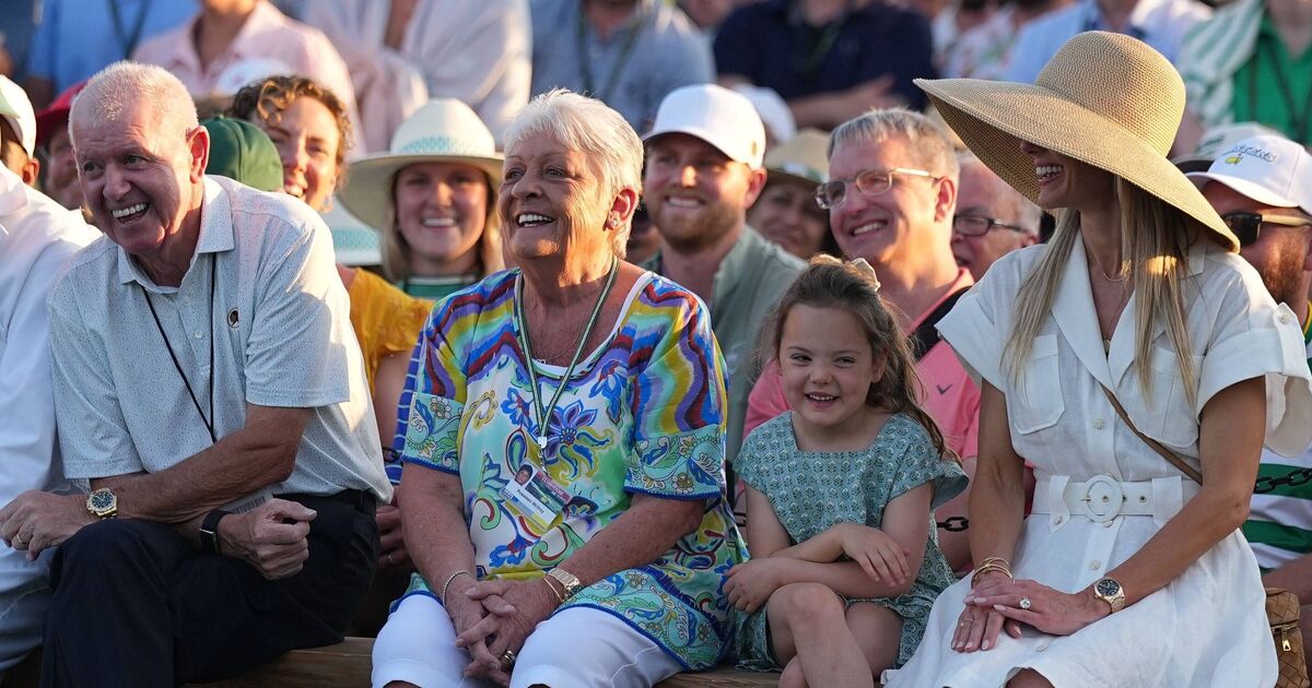 McIlroys mom brought the perfect item to Masters | Golf News