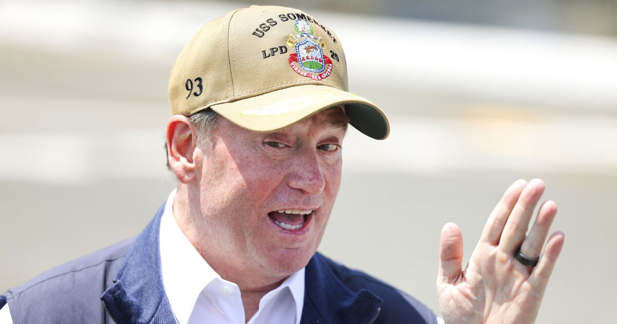 Navy secretary ousted hours after Iran captures 2