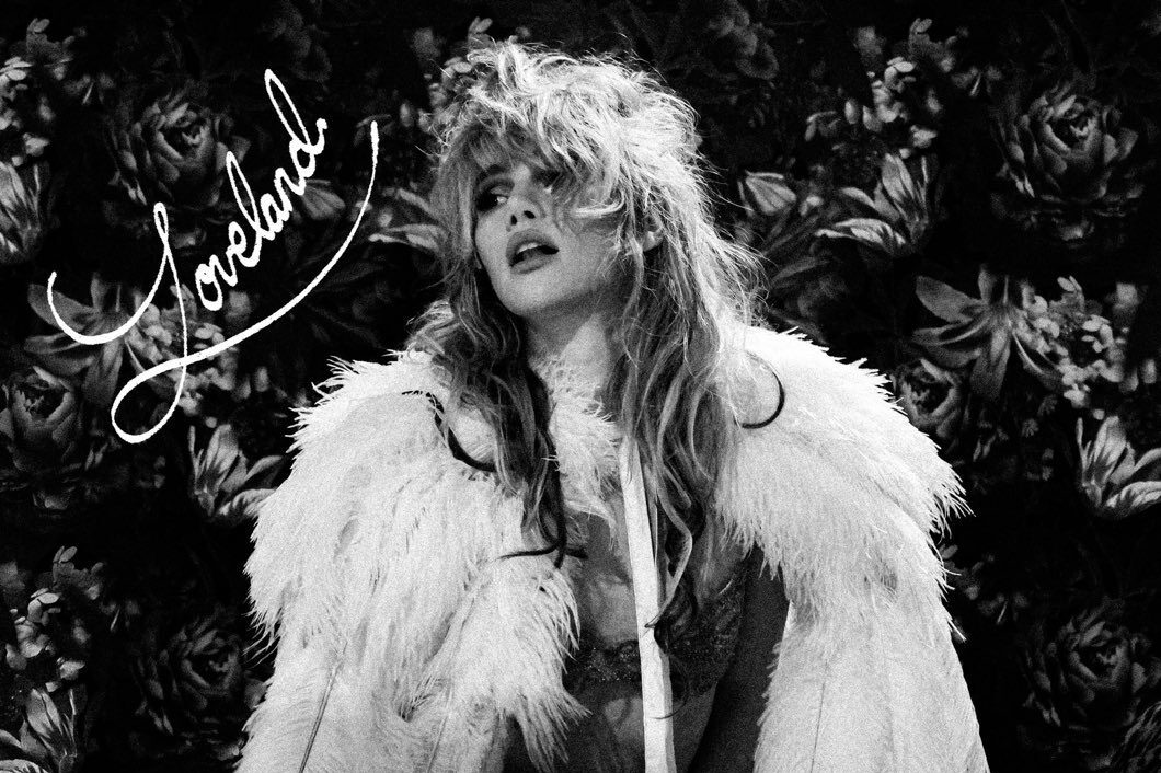 Suki Waterhouse Announces New Album Loveland | Gossip Wire News