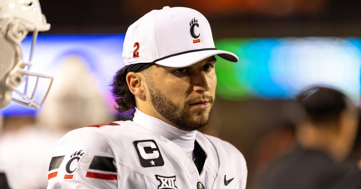 Texas Tech QB Brendan Sorsby enters treatment for