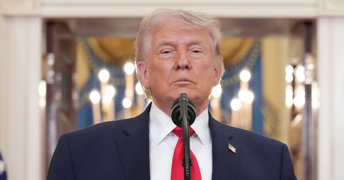 Trump posts bizarre 4-word message as US forces | Political News