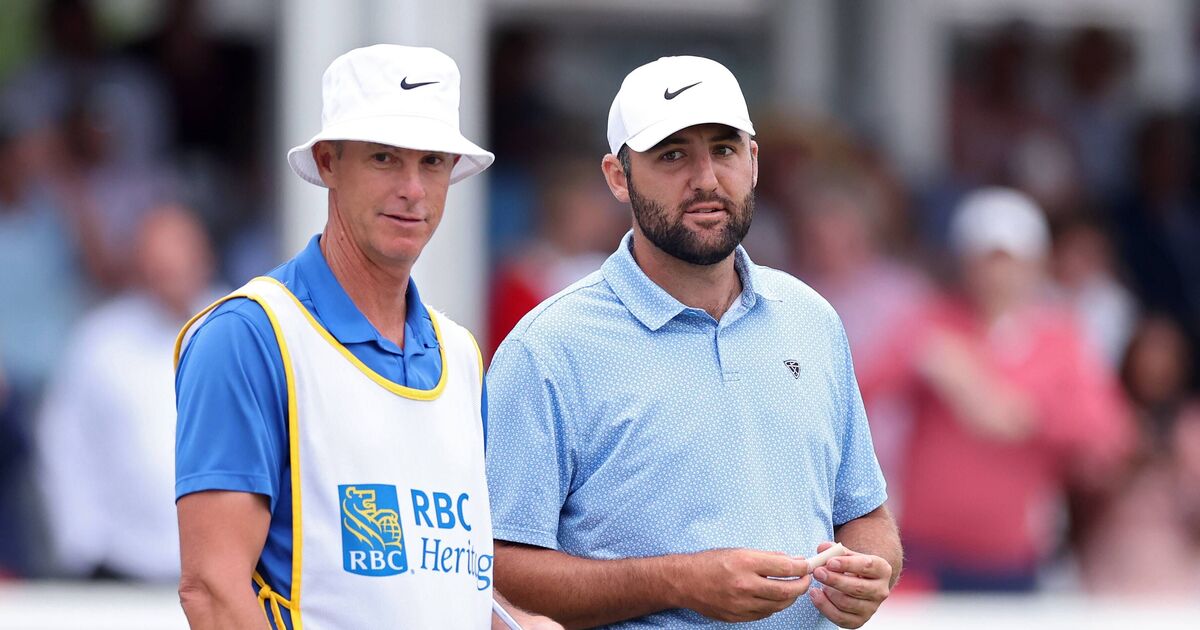Caddie Ted Scott raking it in from 'child' Scottie | Golf News