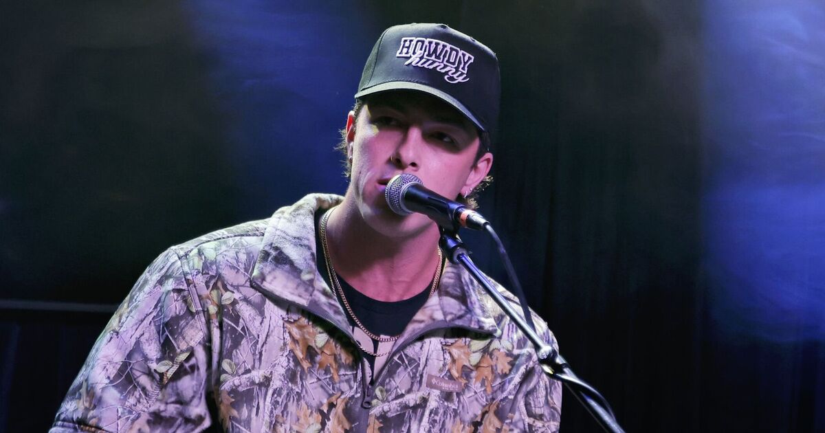 Country star cancels tour after mental health struggles | Music News