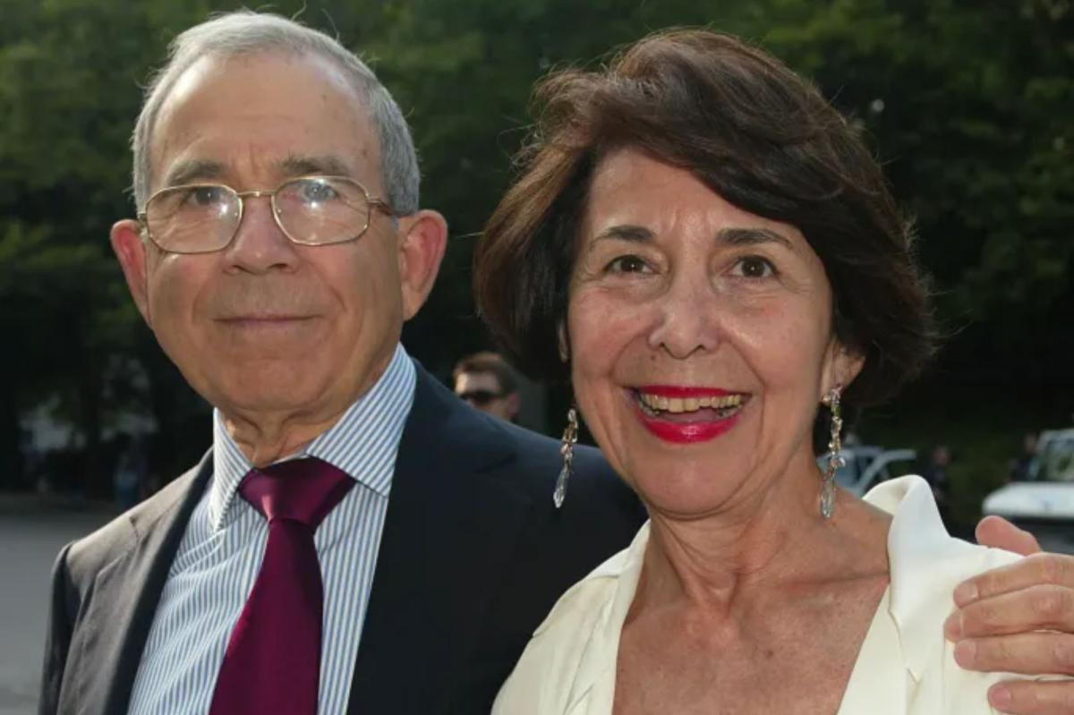 Donald Newhouse, billionaire newspaper mogul and | Gossip Wire
