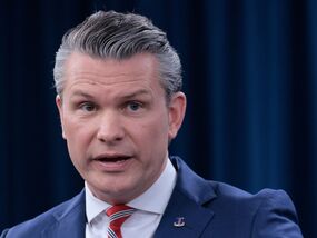 Fox News viewers slam Trump ally's 'scripted | Latest US News