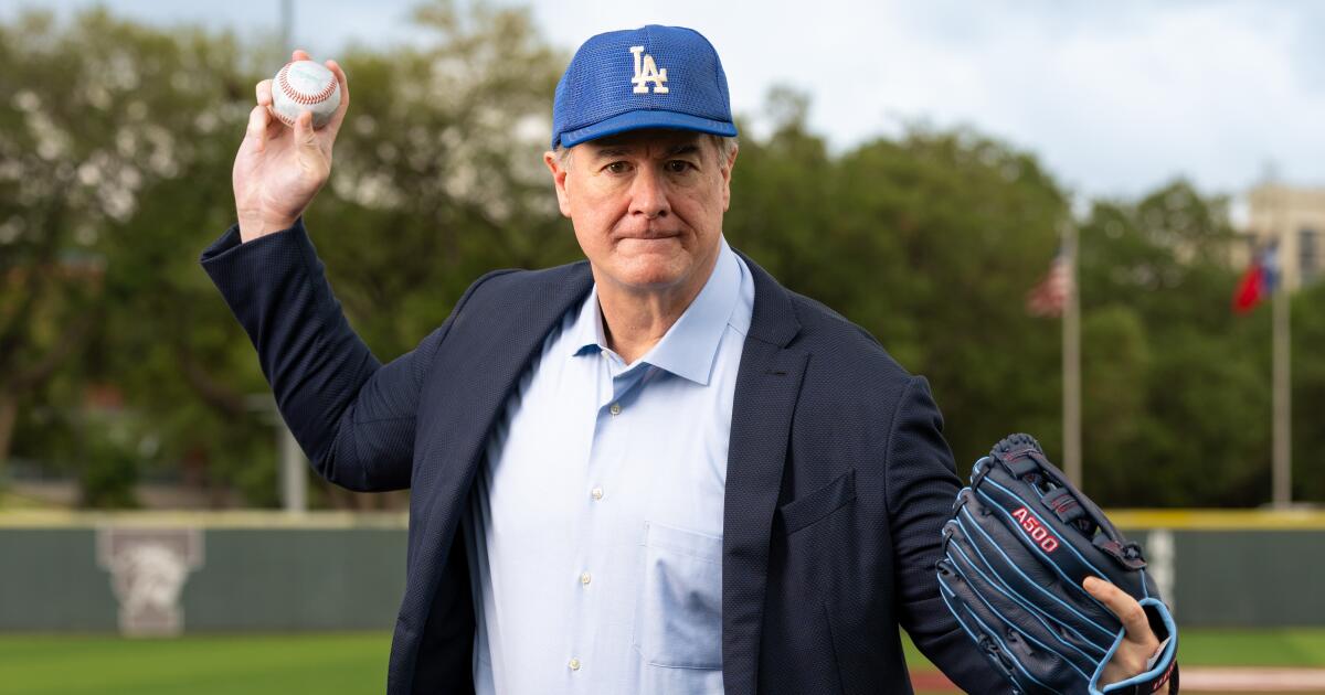 How a Dodgers prospect became an advisor to four