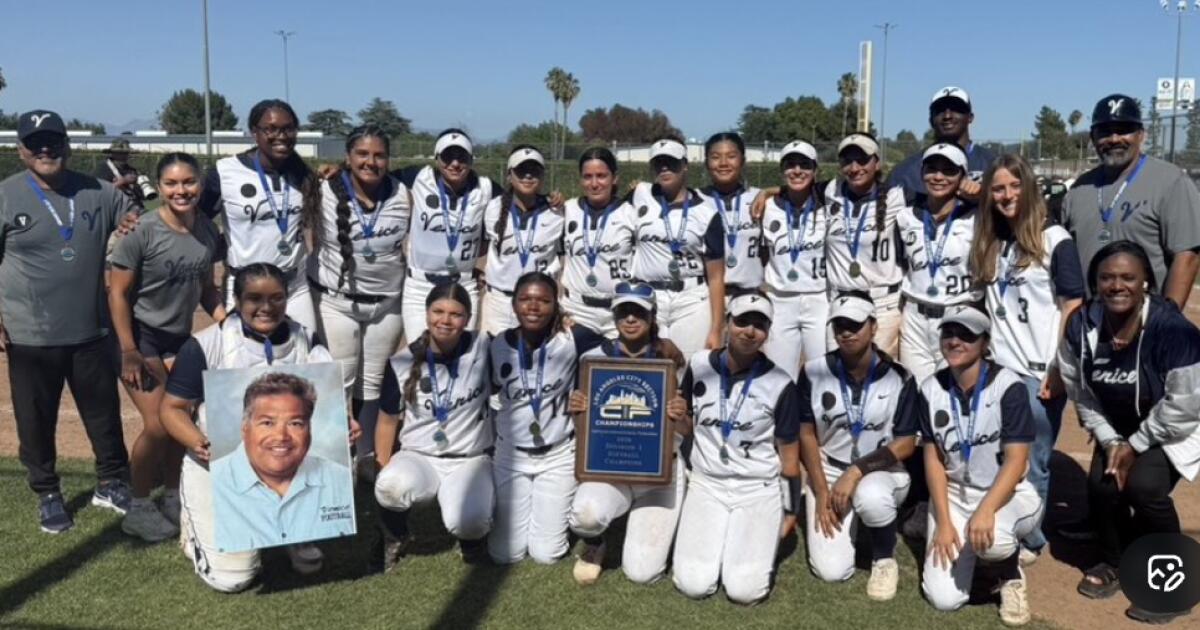 Prep softball roundup: Venice wins City Section