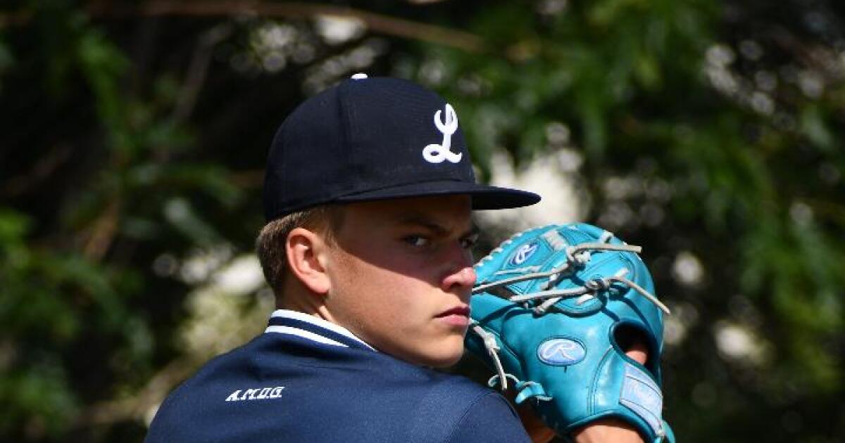 Prep talk: Loyola freshman pitcher Sheriff Hall