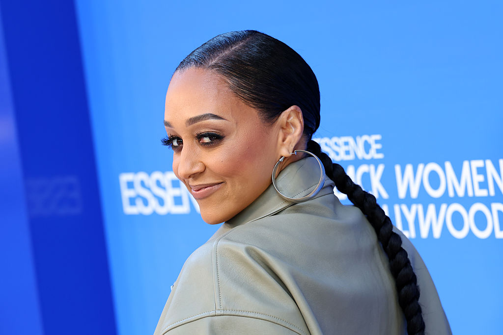 Tia Mowry Hard Launches Relationship With Nobu Los | Gossip Wire