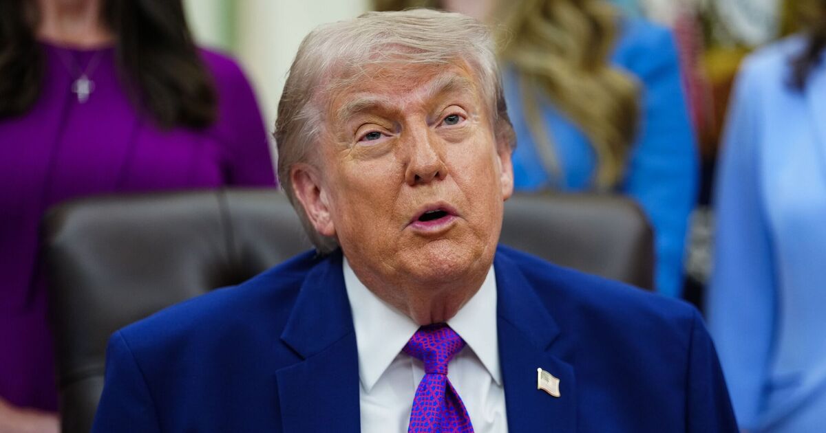 Trump gushes that President Xi runs China with an