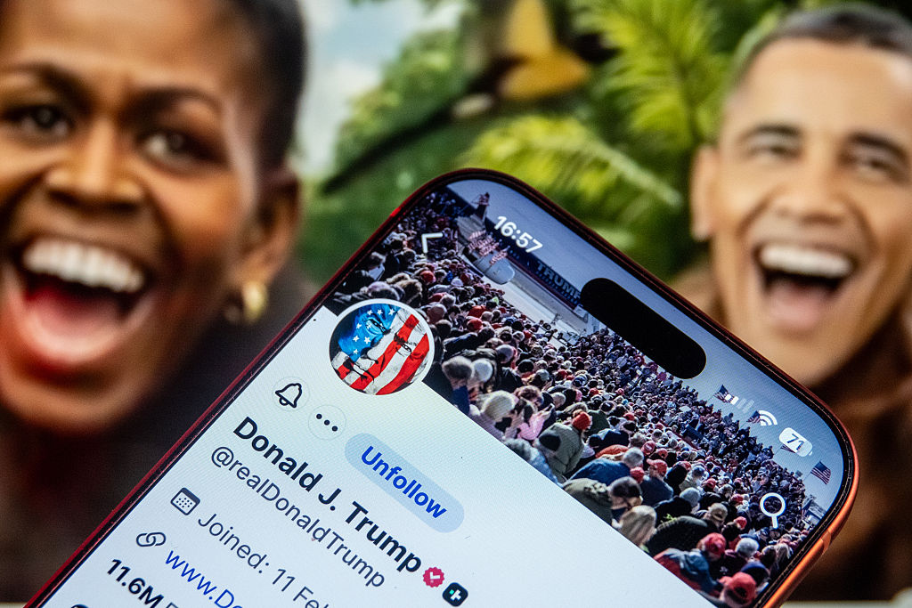 Watch Ya Mouth: Barack Obama Claps Back At Donald | Gossip Wire