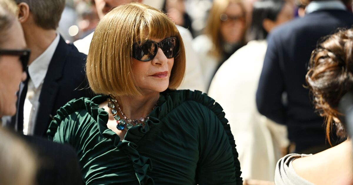 Anna Wintour all smiles with Lauren Sanchez at pre | TV Shows