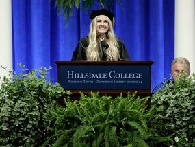 Erika Kirk speech goes viral as 'sleeping' | Latest US News