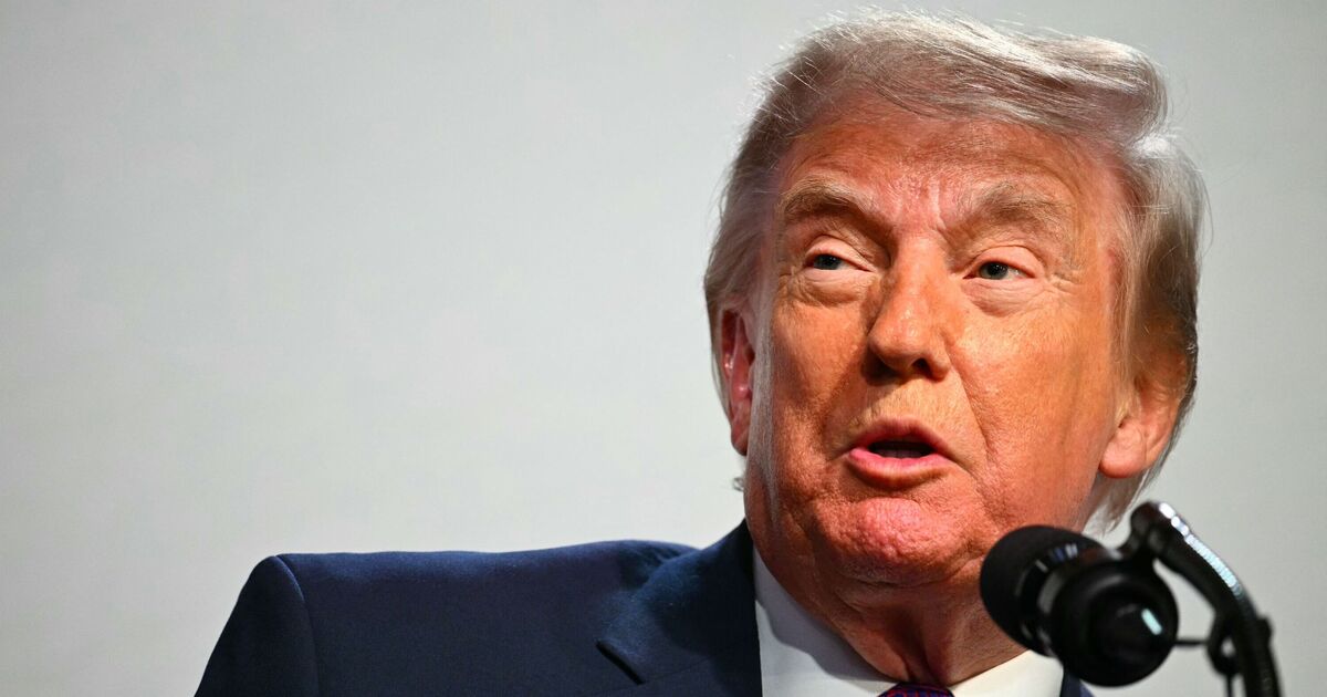 Savage moment Trump calls out Mark Cuban's 'big | Political News