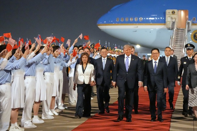 Trump Gets Big Wins in China on Iran, Trade –