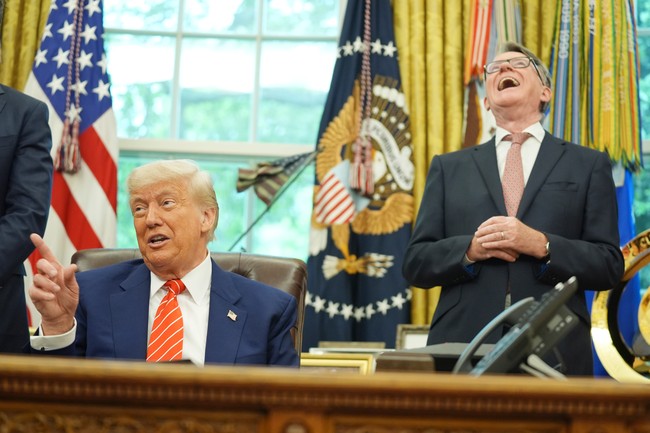 Trumps Hilarious Remark About a Bulletproof Vest