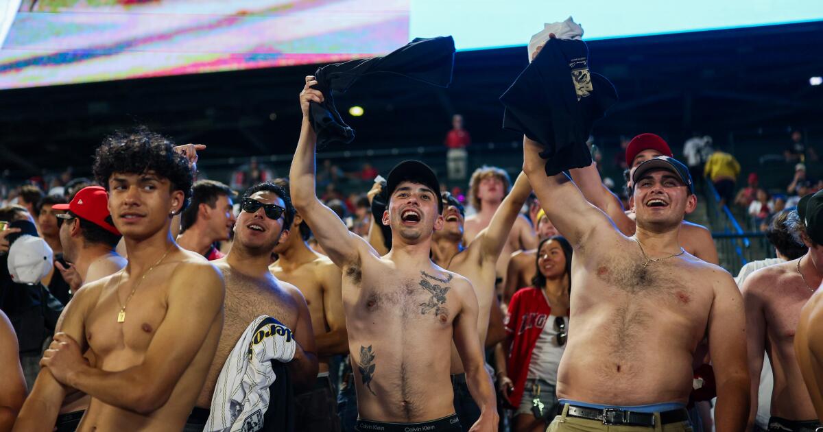 As Angels fans urge Arte Moreno to sell the team,