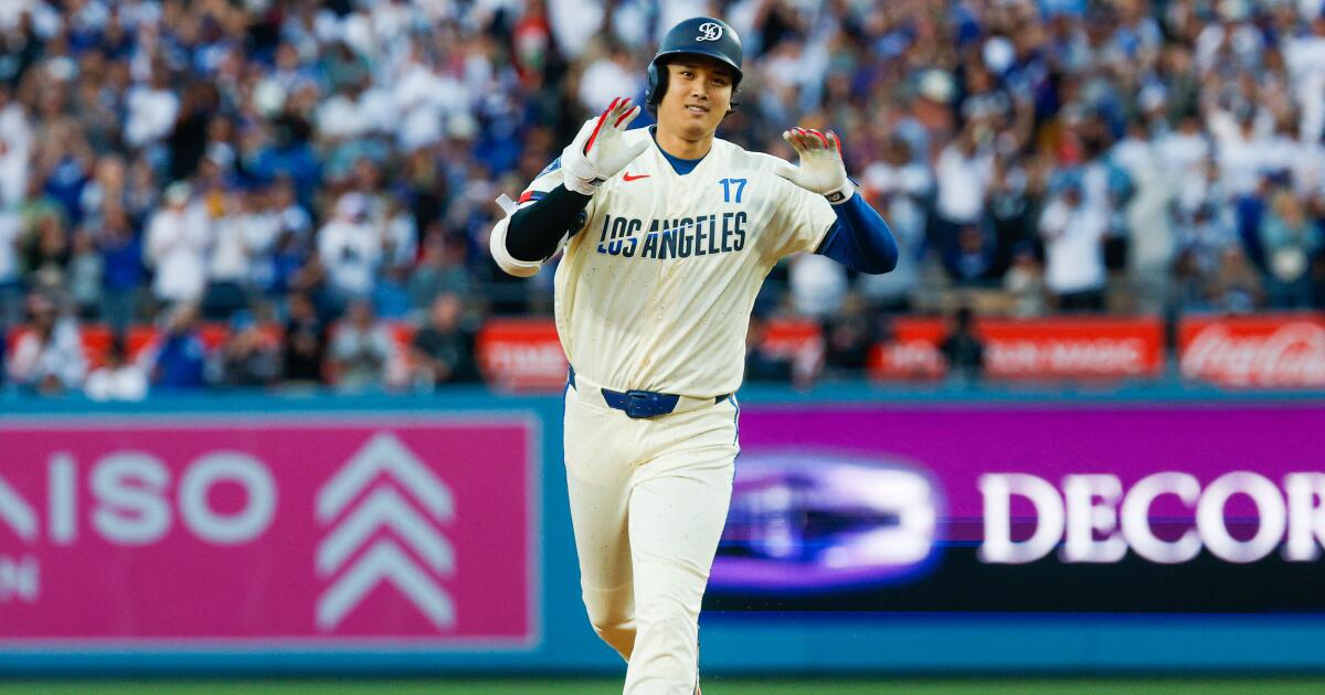Dodgers score 9 in first, then Yoshinobu Yamamoto