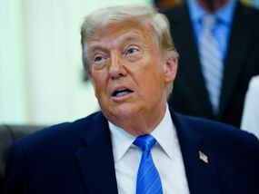 Fox News halted for breaking Iran news as Trump lashes | Latest US News