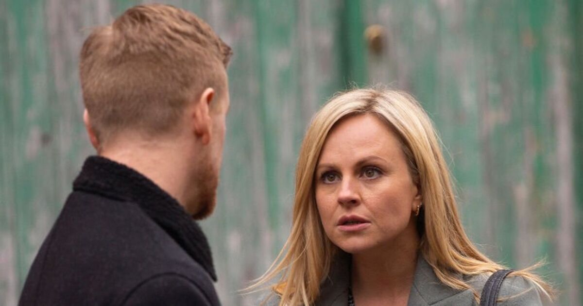 'Gripping' crime series starring Corrie icon hailed | UK News