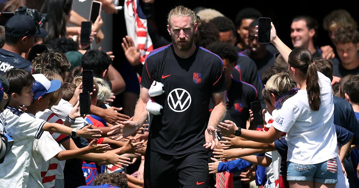 U.S. captain urges World Cup teammates to enjoy