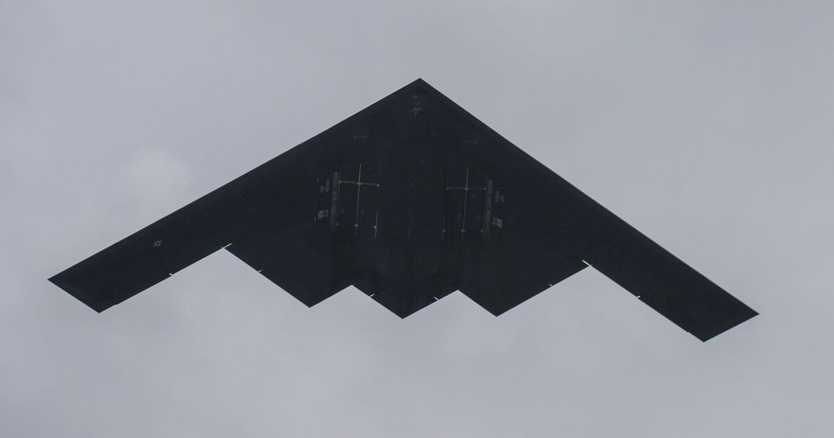Elite fighter jets and stealth bombers to fly over | Political News