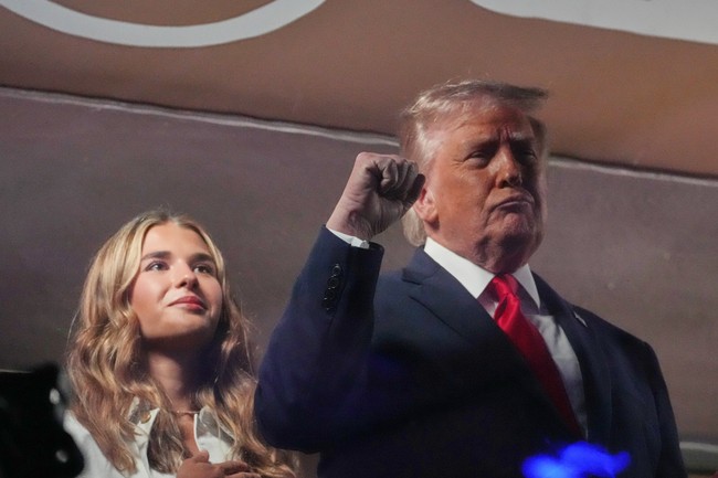 NBA Commish Torches Hakeem Jeffries' Trump-Knicks
