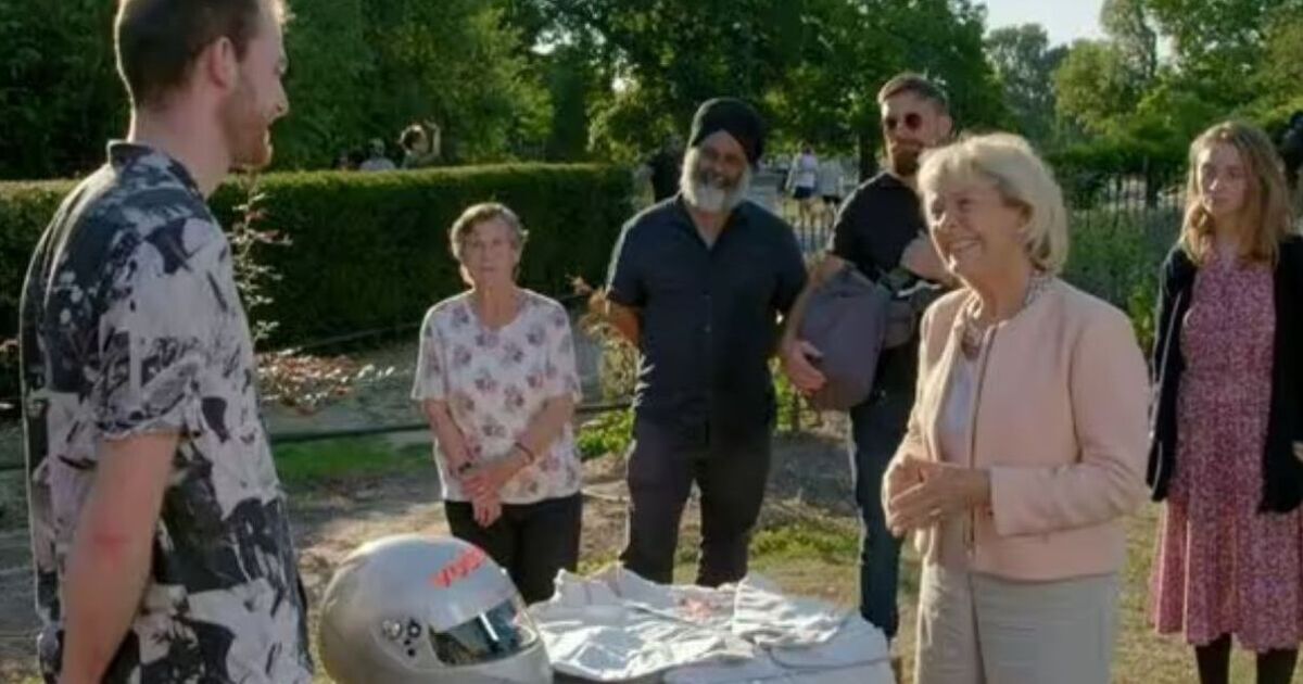 Antiques Roadshow guest gobsmacked by value of rare | UK News