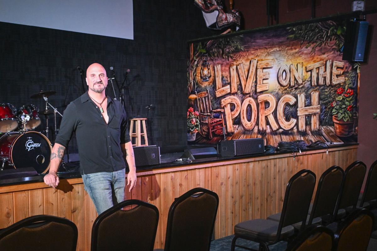 Billy Joel collaborator opens Long Island concert
