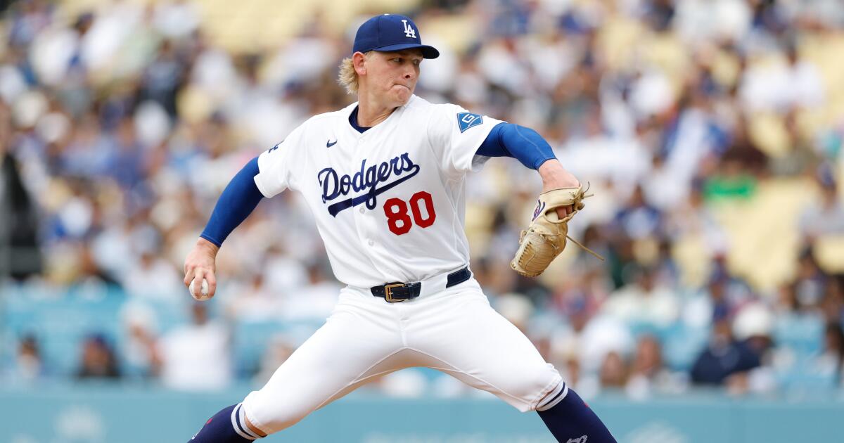 Dodgers lose to Diamondbacks, are swept for first