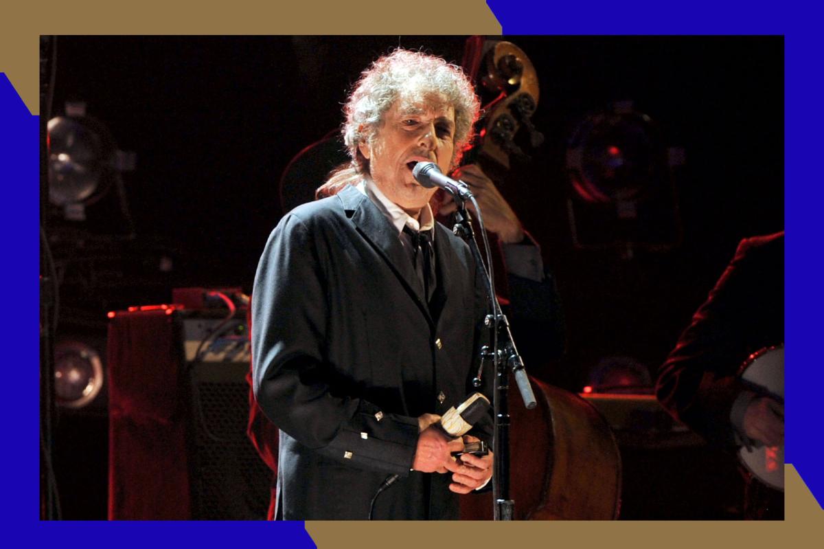 Get the cheapest tickets to see Bob Dylan at
