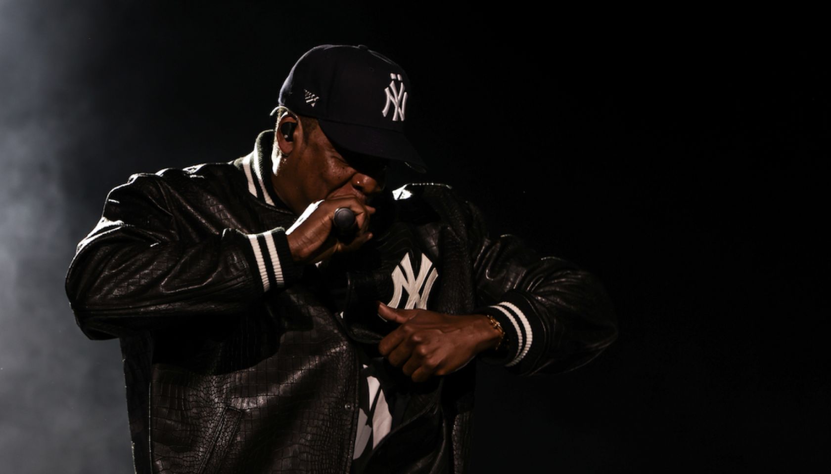 HOV’s Homecoming: Cécred Ceasar’d Shawn Carter | Gossip Wire