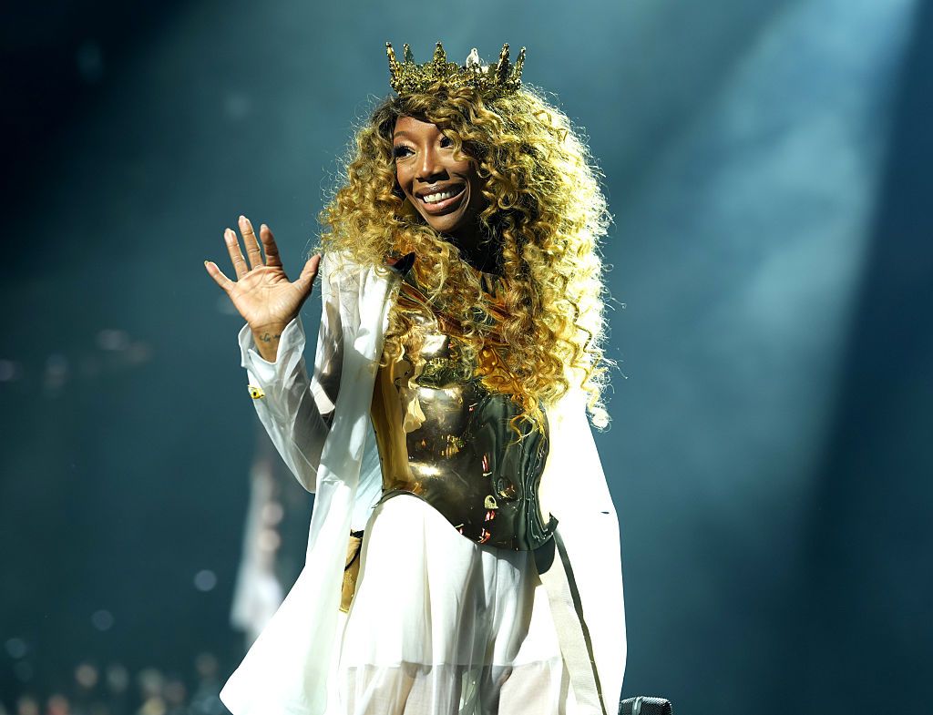 Nice Try, Trolls: Brandy Explains Why She Vocal | Gossip Wire