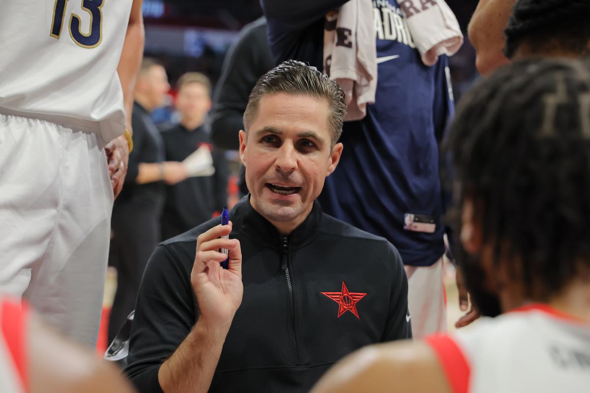 Why T.J. Saint's Knicks summer league coaching | Sports News