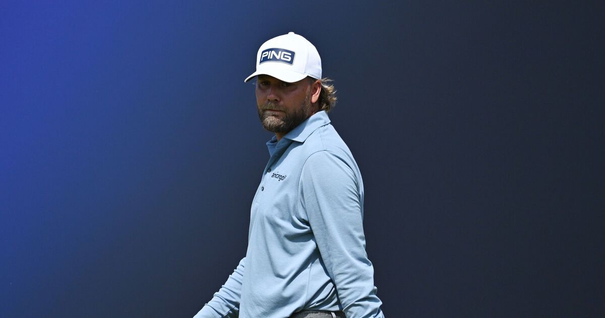 Golf star apologizes to mom for smoking at The | Golf News